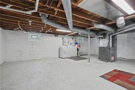 1037 Park Avenue Ravenna OH 44266