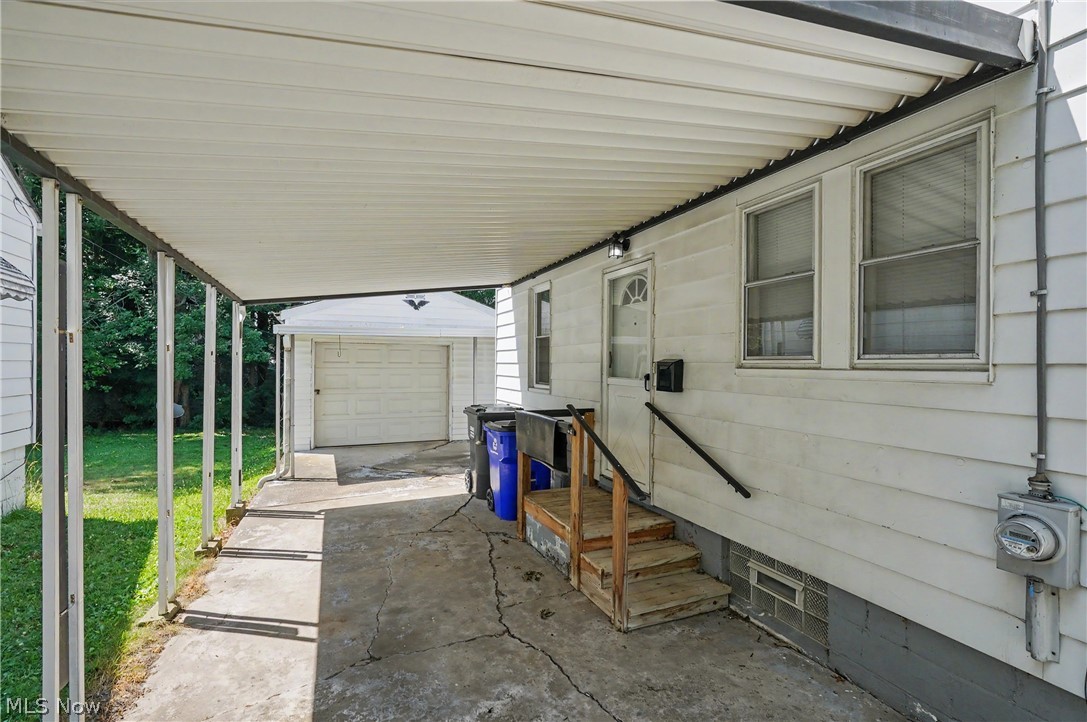 1037 Park Avenue Ravenna OH 44266