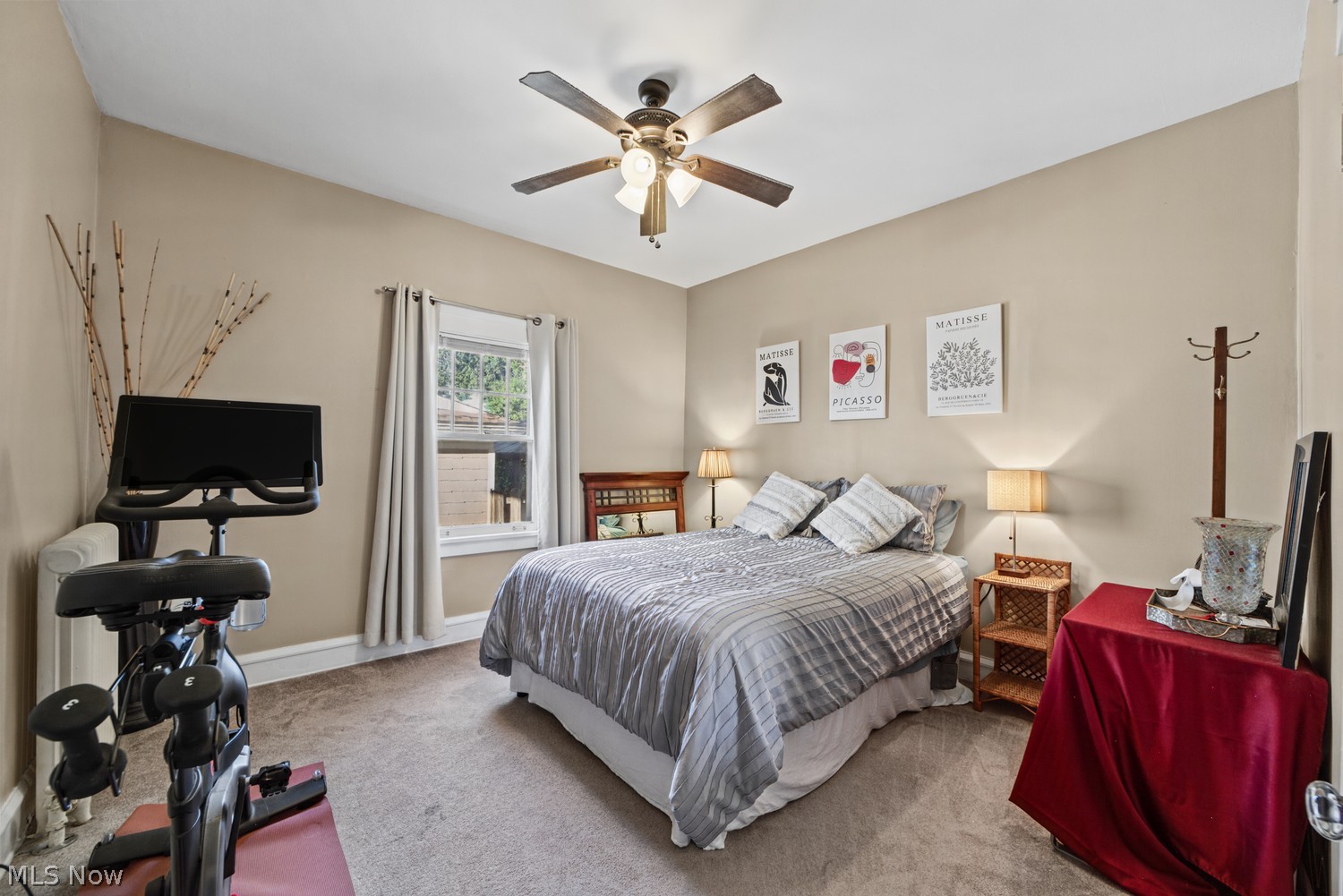 1653 Chesterland Avenue Lakewood OH 44107