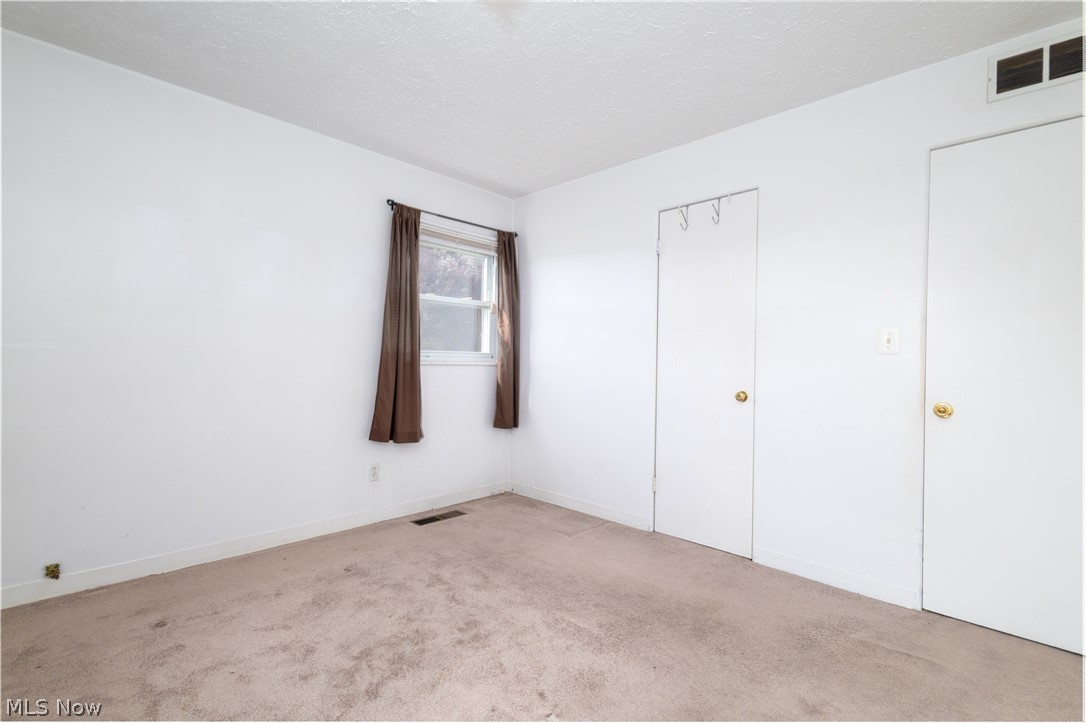 128 Pembroke Road Steubenville OH 43953