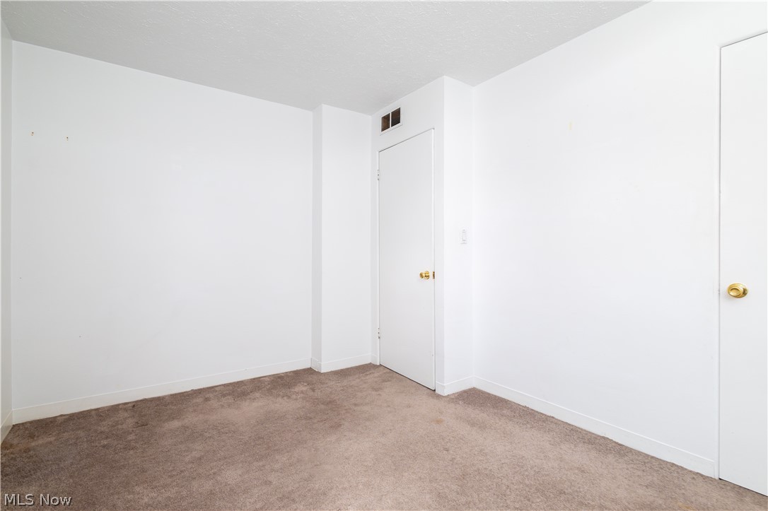 128 Pembroke Road Steubenville OH 43953