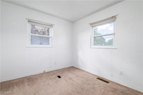 128 Pembroke Road Steubenville OH 43953