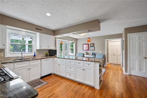 2230 Radford Street NW North Canton OH 44720