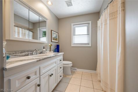 2230 Radford Street NW North Canton OH 44720