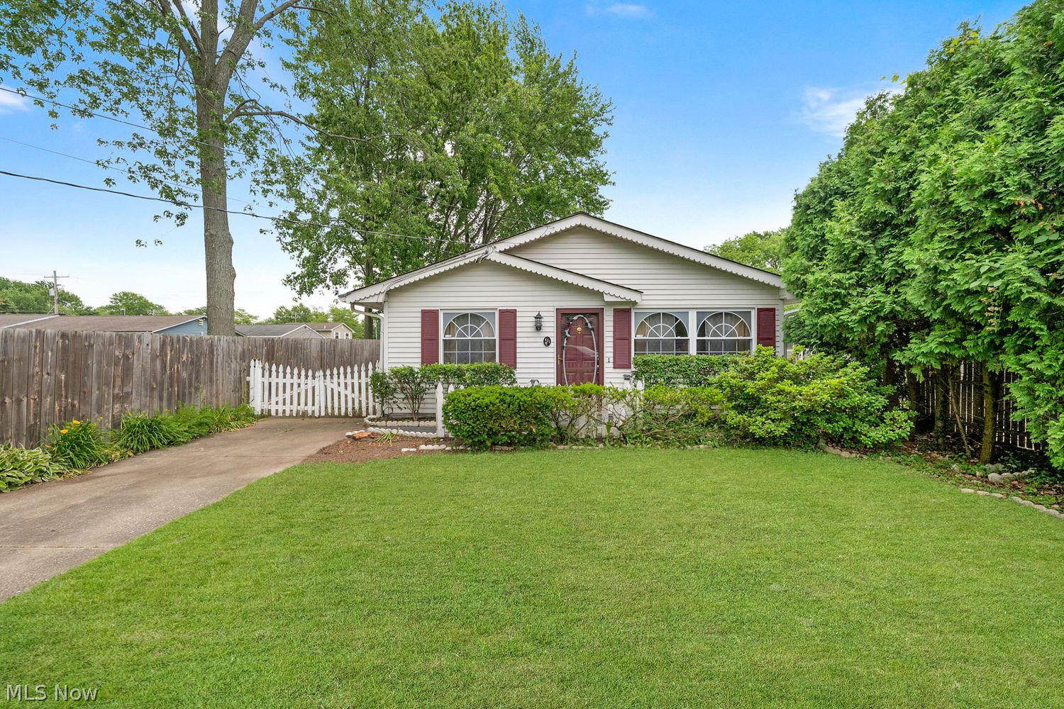 421 Murphy Avenue Grand River OH 44045