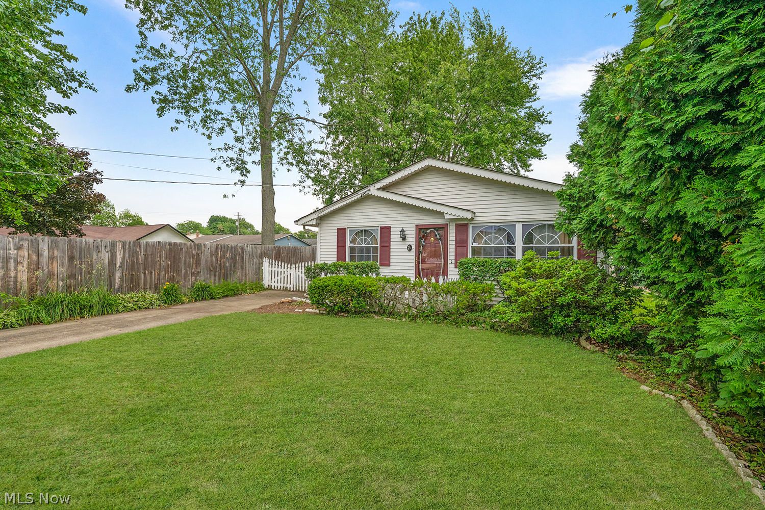 421 Murphy Avenue Grand River OH 44045