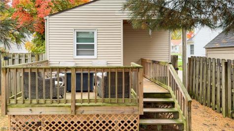 222 Stevens Street Ravenna OH 44266
