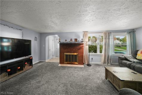 222 Stevens Street Ravenna OH 44266