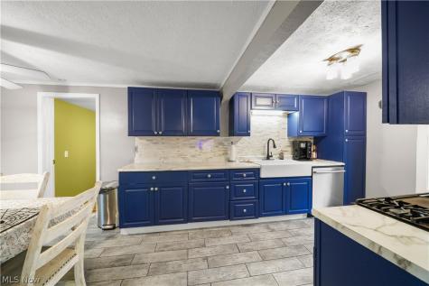 222 Stevens Street Ravenna OH 44266