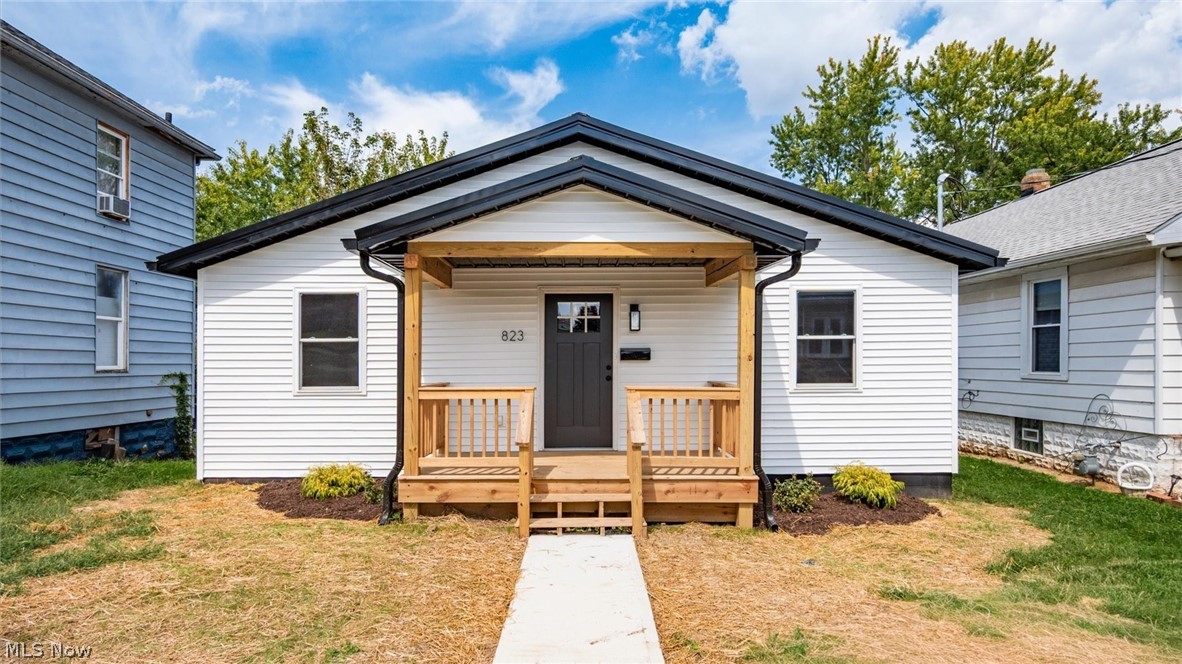 823 Race Street Zanesville OH 43701