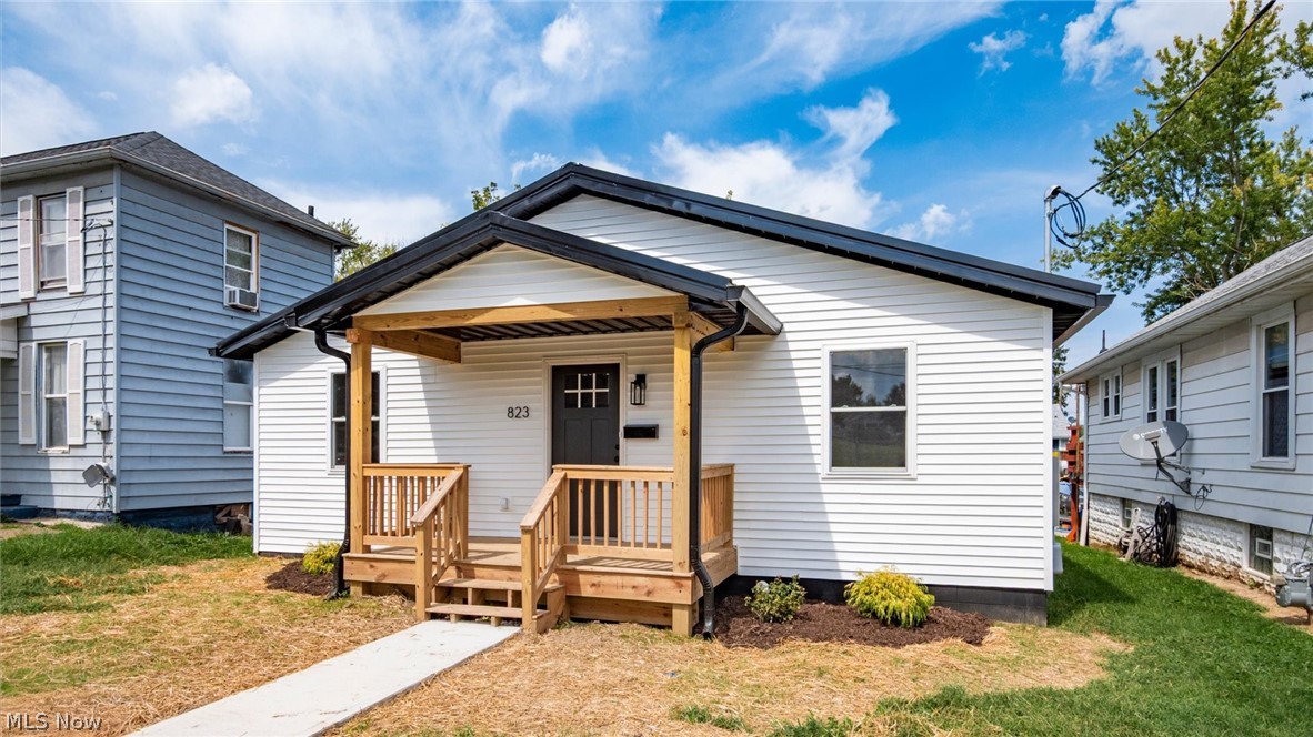 823 Race Street Zanesville OH 43701