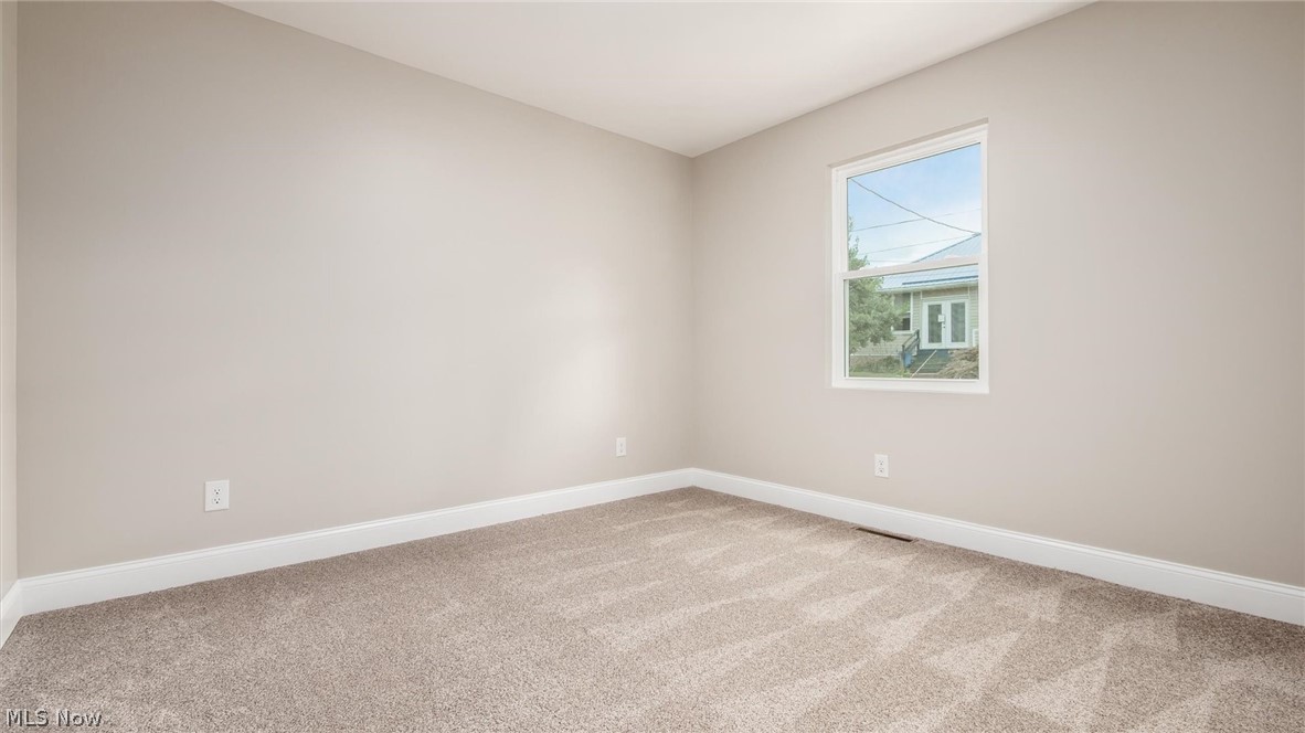 823 Race Street Zanesville OH 43701