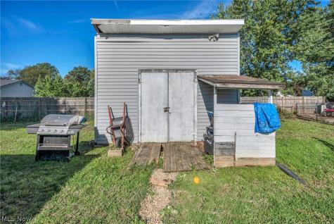 751 Ries Circle NW Canal Fulton OH 44614