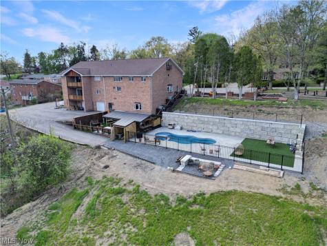 140 Teresa Drive Steubenville OH 43953