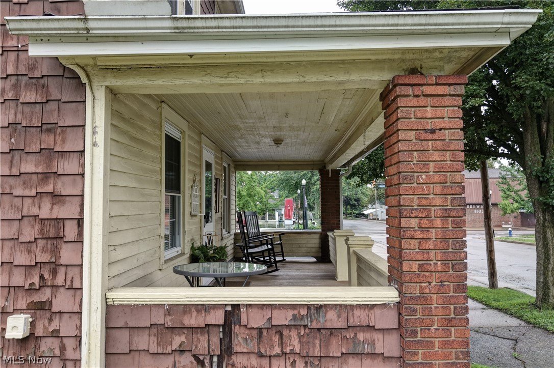 121 2nd Street SE Brewster OH 44613