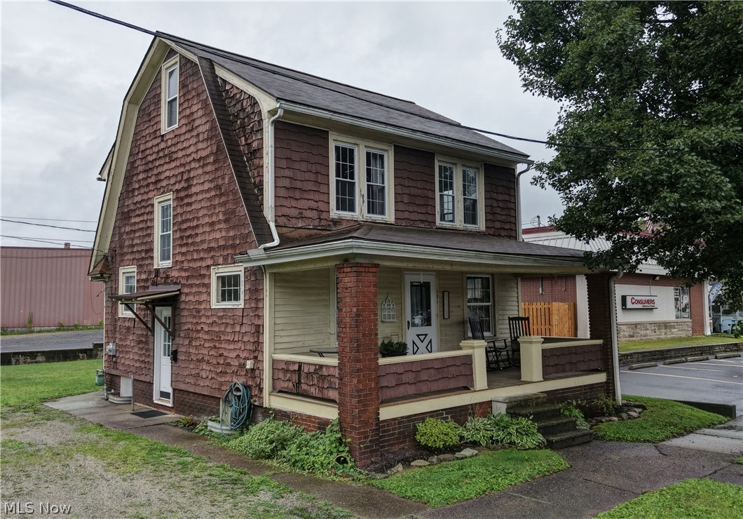 121 2nd Street SE Brewster OH 44613