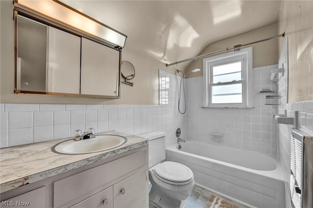 5238 Longton Road Lyndhurst OH 44124