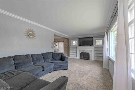 1684 Graham Road Silver Lake OH 44224