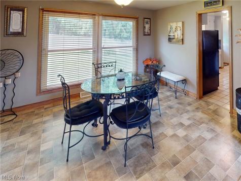 4825 Gardendale Avenue NE Canton OH 44714