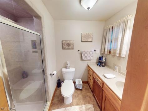 4825 Gardendale Avenue NE Canton OH 44714