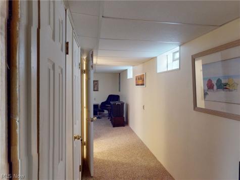 4825 Gardendale Avenue NE Canton OH 44714