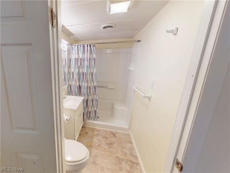 4825 Gardendale Avenue NE Canton OH 44714