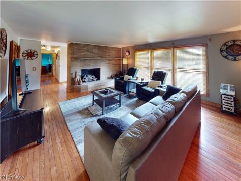 4825 Gardendale Avenue NE Canton OH 44714