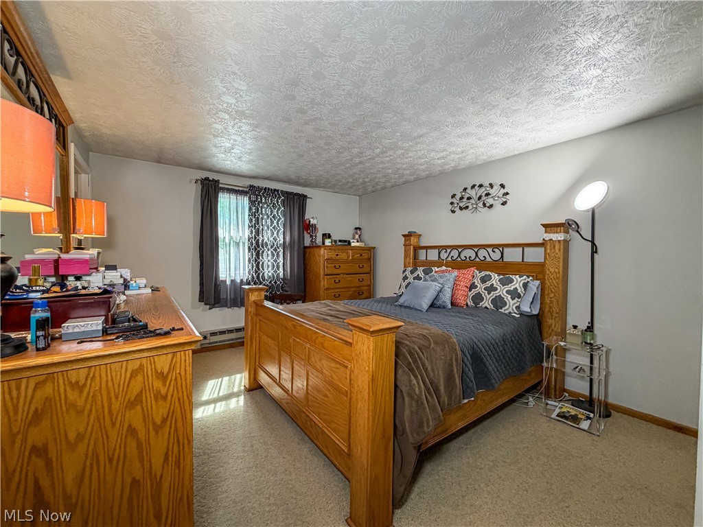 724 Indiana Avenue Mcdonald OH 44437