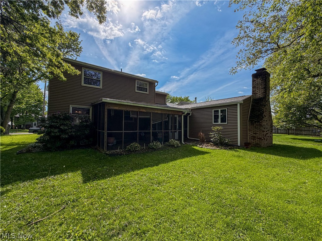 724 Indiana Avenue Mcdonald OH 44437