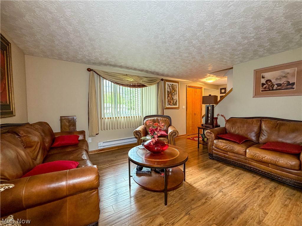 724 Indiana Avenue Mcdonald OH 44437