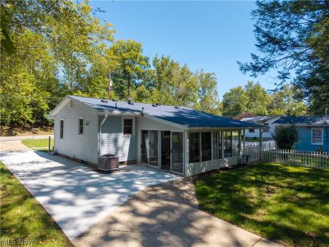1038 Hadley Lane Marietta OH 45750