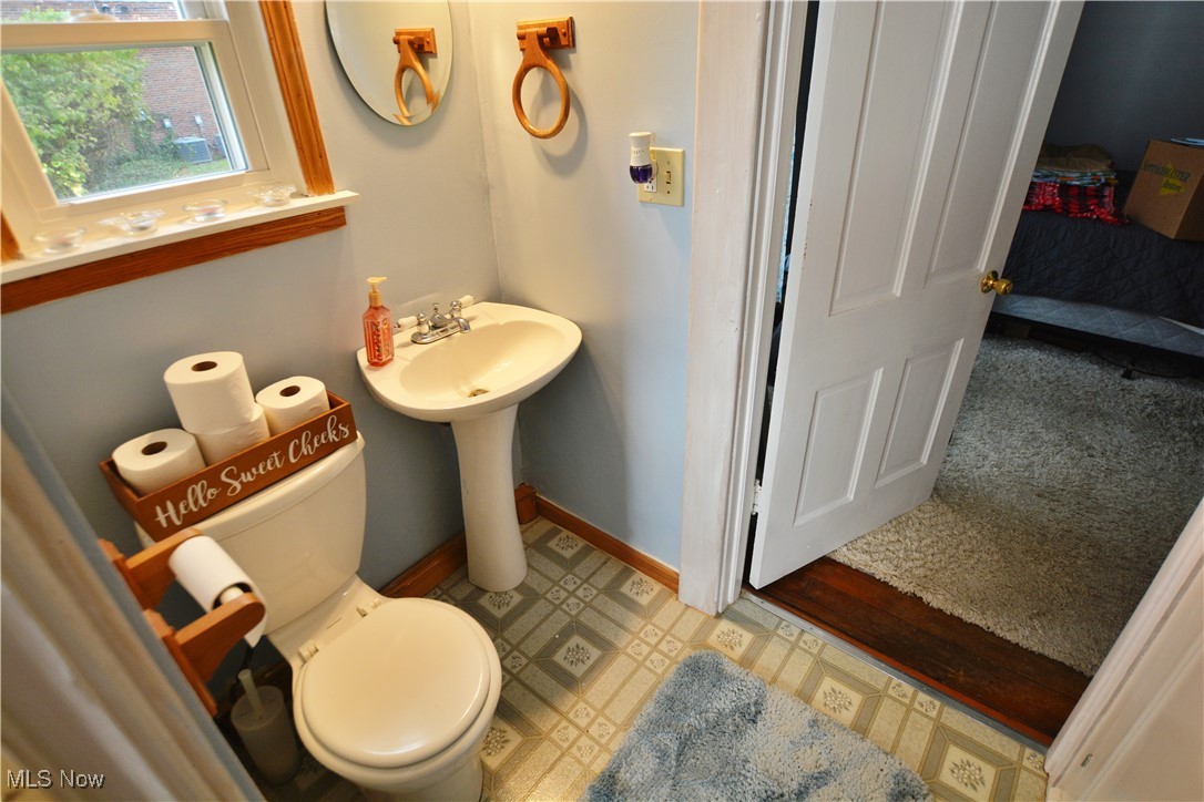 6696 Madison Road Thompson OH 44086