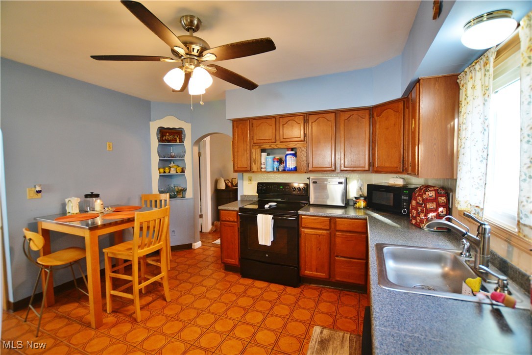 6696 Madison Road Thompson OH 44086