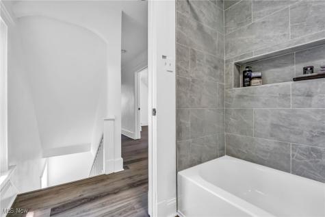 3147 W 84th Street Cleveland OH 44102