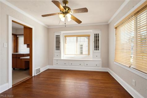 4614 Maplecrest Avenue Parma OH 44134
