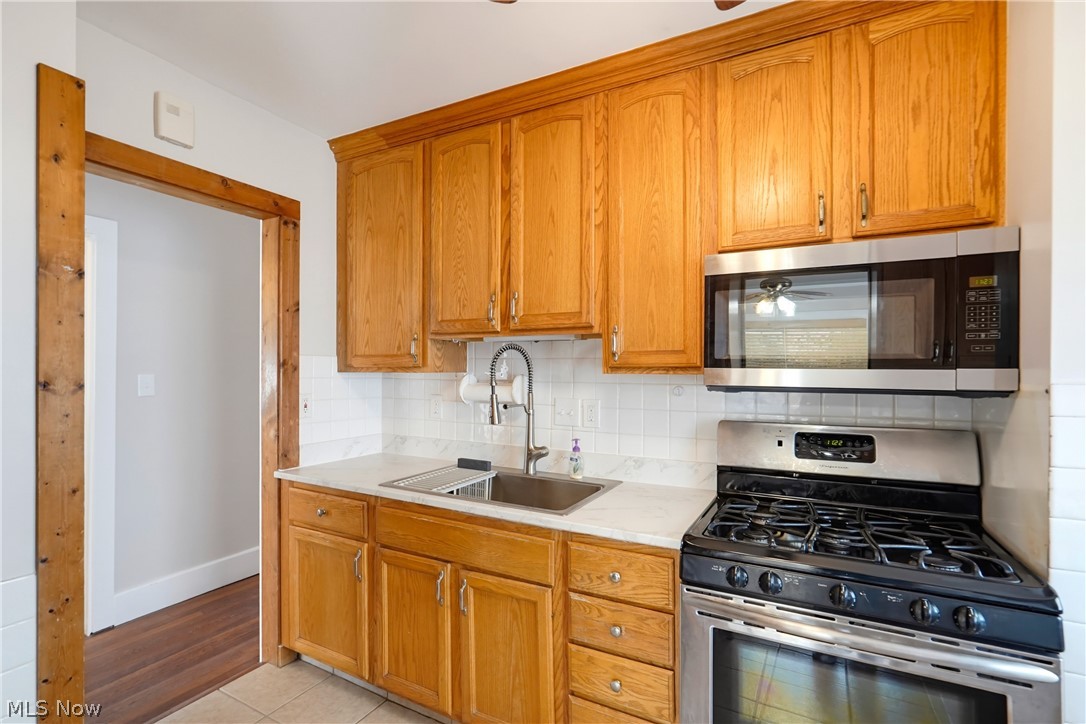 4614 Maplecrest Avenue Parma OH 44134