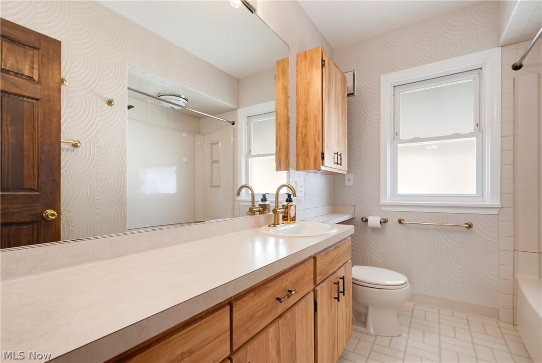 4614 Maplecrest Avenue Parma OH 44134