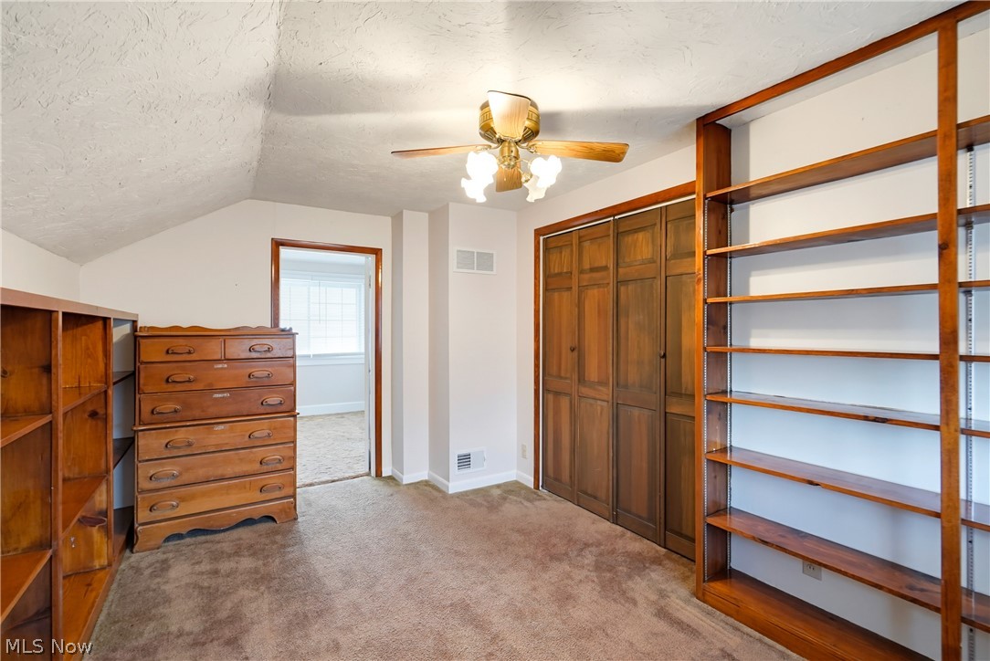 4614 Maplecrest Avenue Parma OH 44134