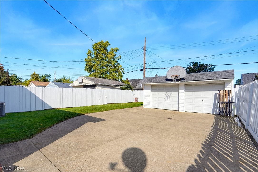 4614 Maplecrest Avenue Parma OH 44134