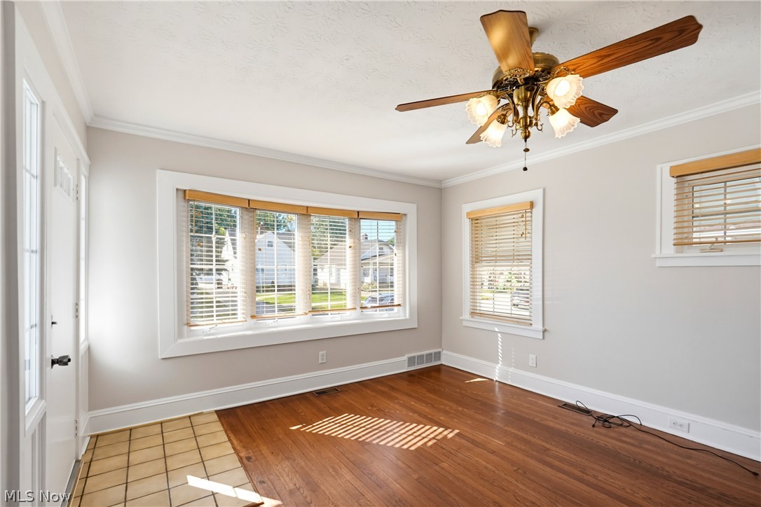 4614 Maplecrest Avenue Parma OH 44134