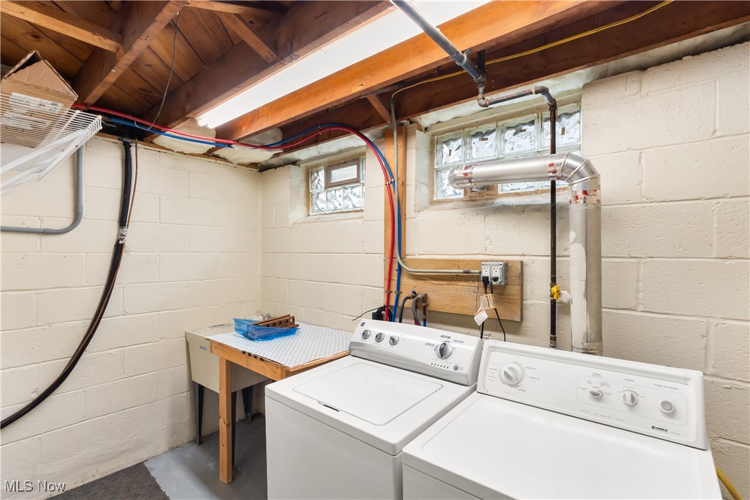 3883 Harvard Drive Willoughby OH 44094