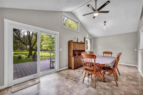 5803 Russia Road Amherst OH 44001