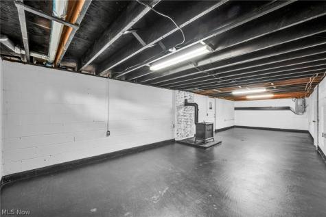 5803 Russia Road Amherst OH 44001
