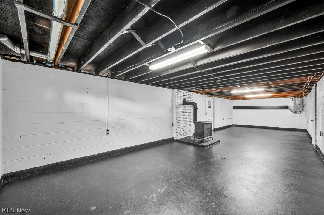 5803 Russia Road Amherst OH 44001