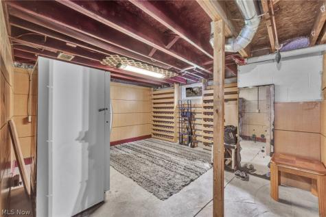 5803 Russia Road Amherst OH 44001