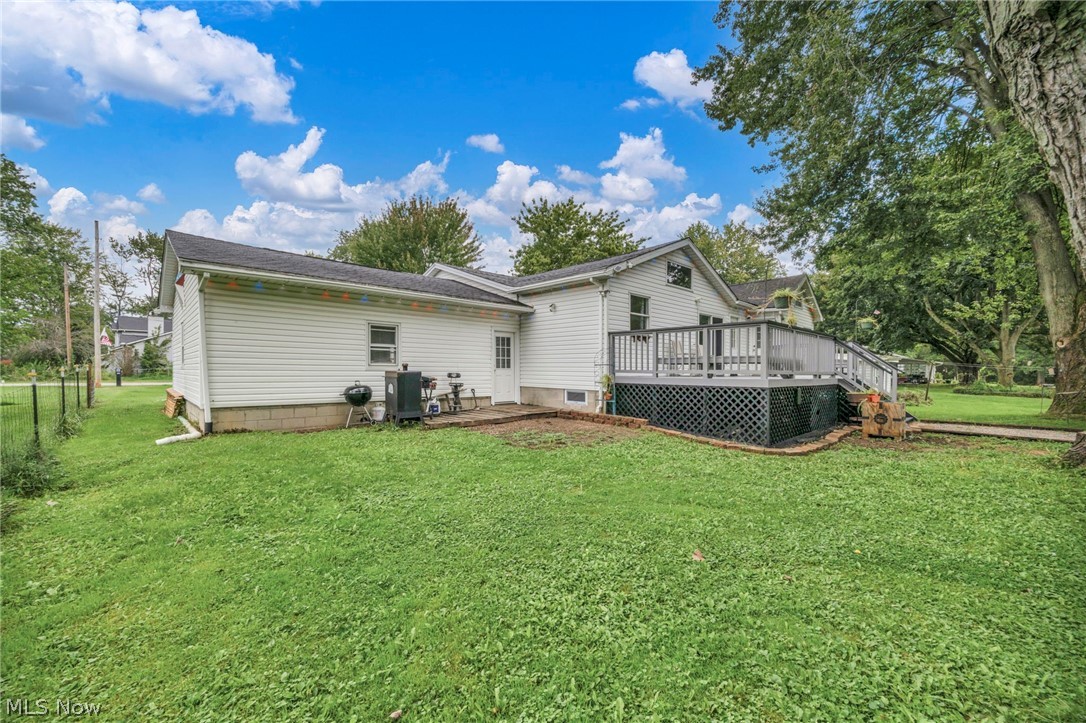 5803 Russia Road Amherst OH 44001