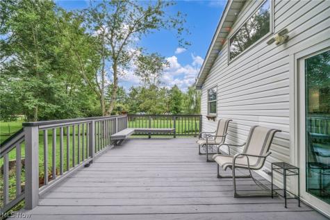 5803 Russia Road Amherst OH 44001