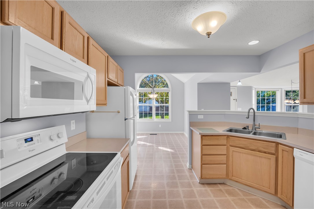 18376 Woodhaven Drive Strongsville OH 44149