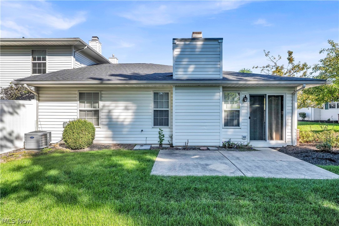 18376 Woodhaven Drive Strongsville OH 44149