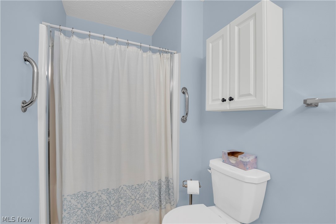 18376 Woodhaven Drive Strongsville OH 44149